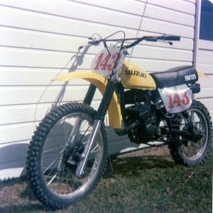 1977 Suzuki RM125B ready to see its first District 22 action!